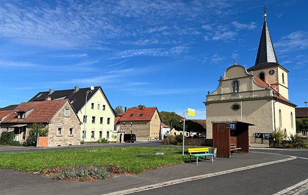 Moenchstockheim-Dorfplatz